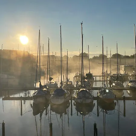 212 Lagunenstadt Lejlighed